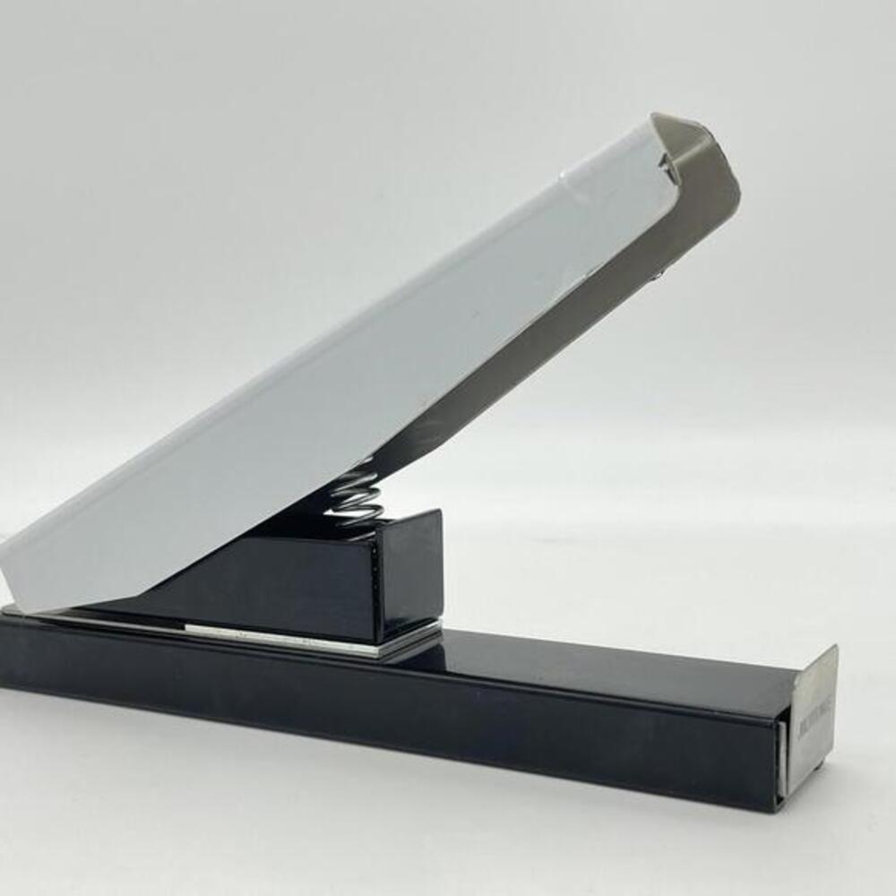 Heavy Duty ID Badge Slot Punch 3943-2000 Stapler Style w/ Receptacle NEW